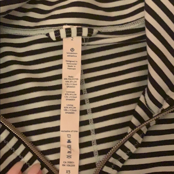Lululemon Zip Up - Picture 4 of 4